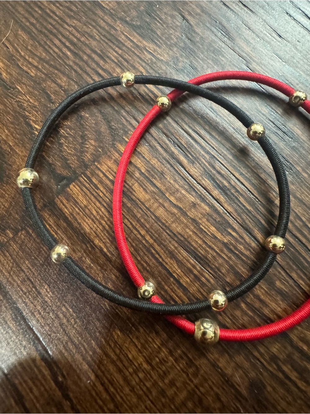 Enewton essentials Two Elastic Gold Bead Bracelets Hair Ties Red and Black - Picture 7 of 8